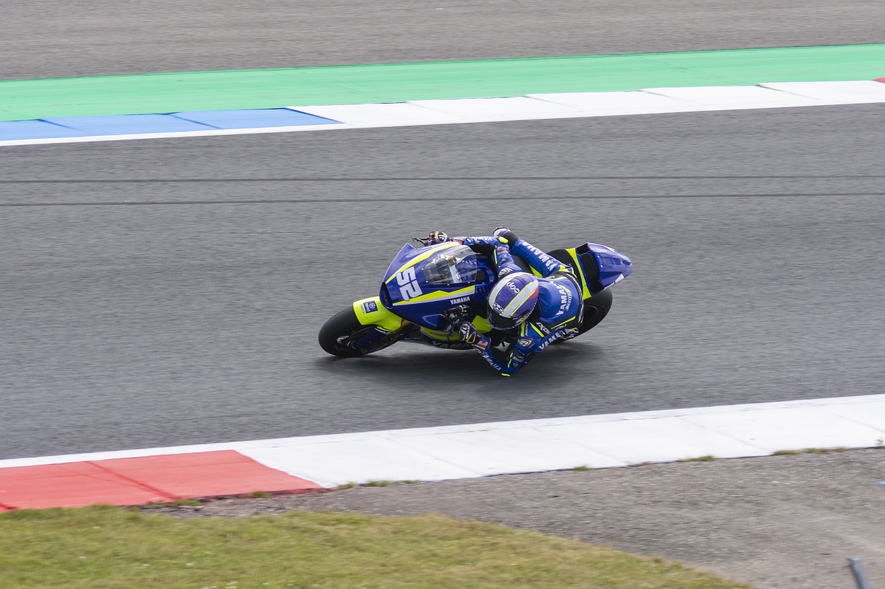 随着他的表 随着他的表